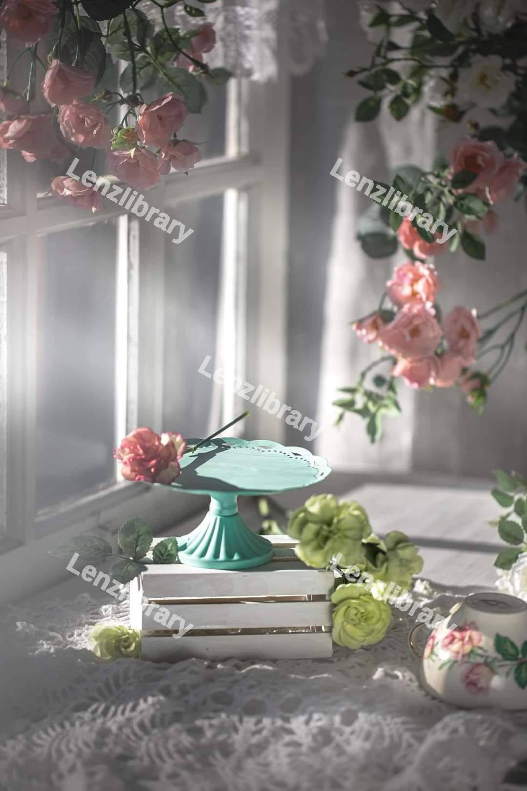 Cake stand with flowers